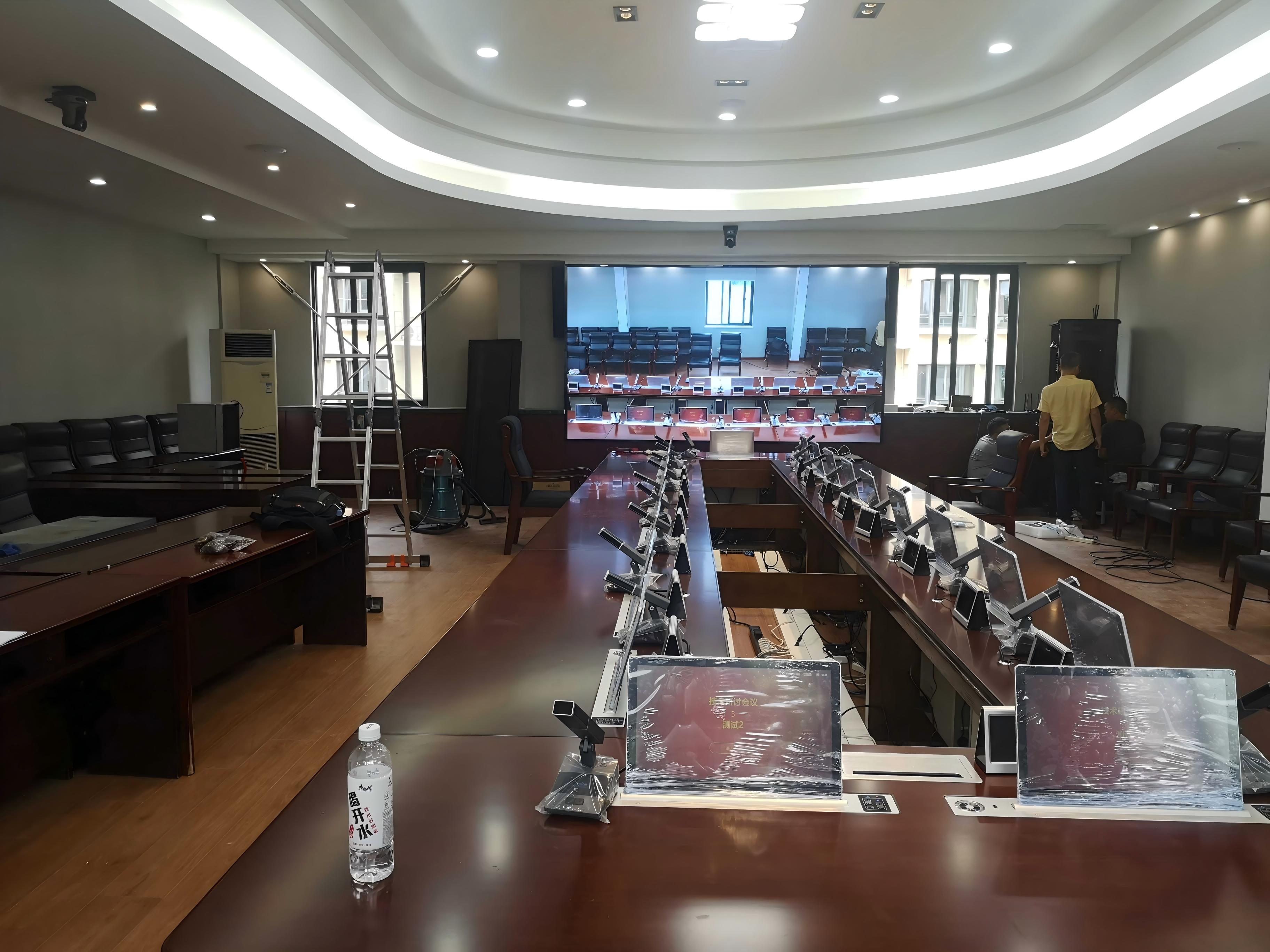 还在忍受会议室“嗡嗡叫”的破音？南京这家专业公司帮你“洗耳朵”！