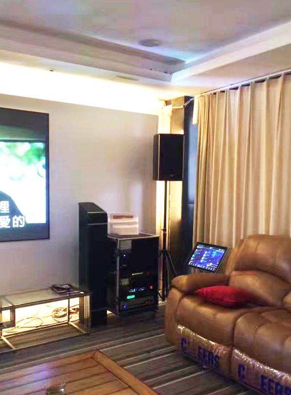 20平米家庭ktv 智能影音一体